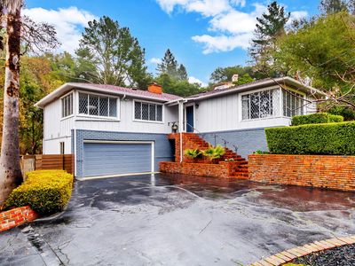 19 Moraga Via, Orinda, CA, 94563