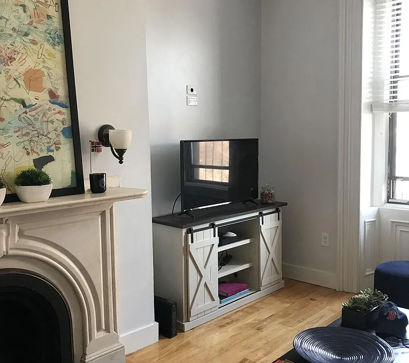 113 Beacon St #5