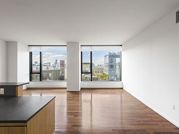 3rd image of 505 Greenwich St APT 11B