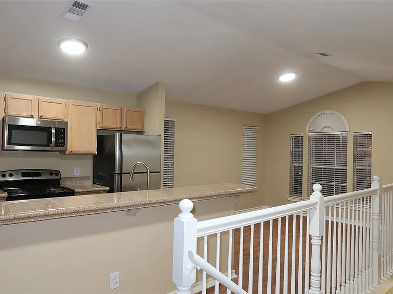 6804 N Capital Of Texas Hwy #101 — Photo 18