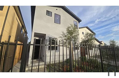 10422 Graham Ave Photo 1