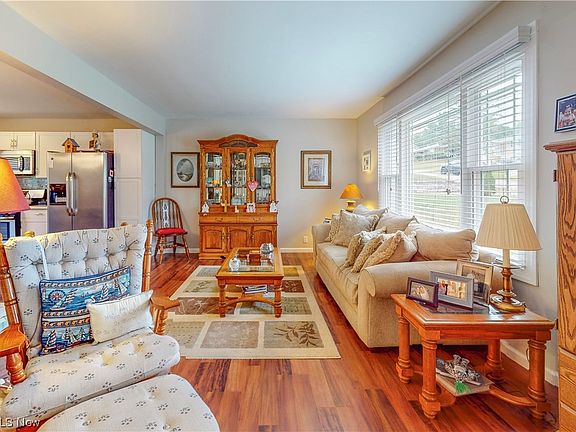 5th image of 216 Vireo Dr