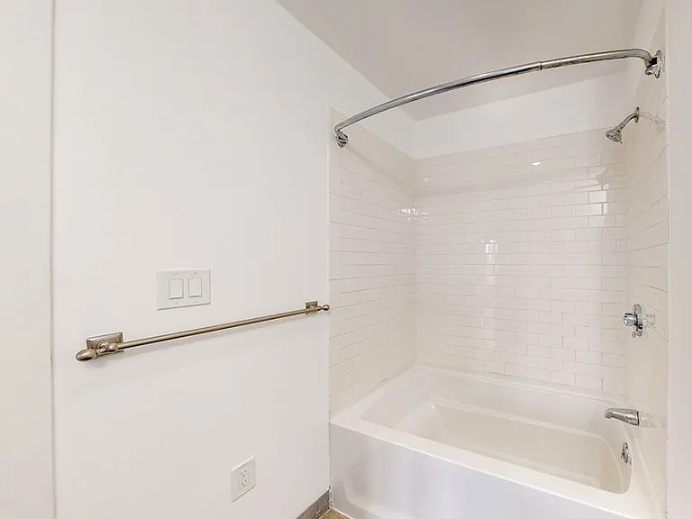 120 Mountfort St #301 — Photo 14