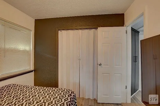 3 bed, 1.0 bath, 1300 sqft, $1,950 — Photo 4