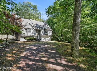 405 Brook Hollow Rd, East Stroudsburg, PA 18302