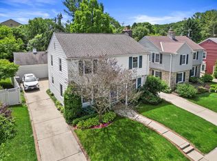 2935 E Rhode Island Ave, Milwaukee, WI 53207