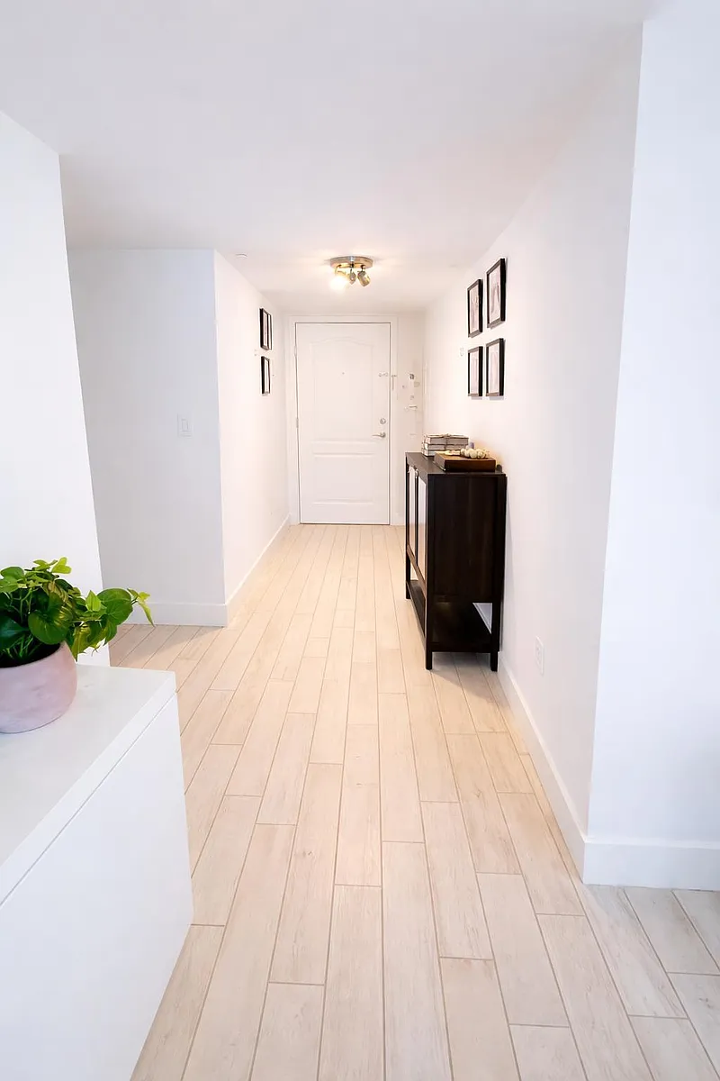 Building Photo - 2101 Brickell Ave #507