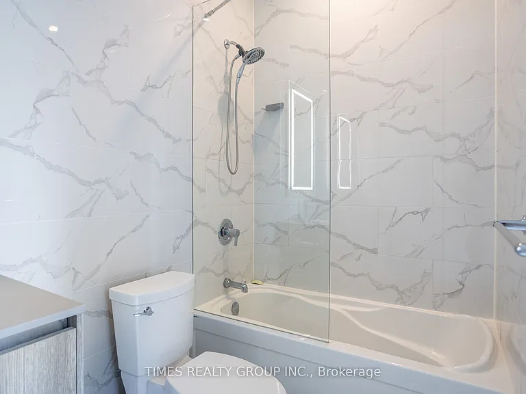 365 Armour Rd #304 — Photo 8