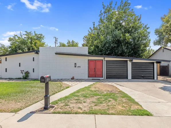 2214 S Locust Street, Visalia, CA 93277