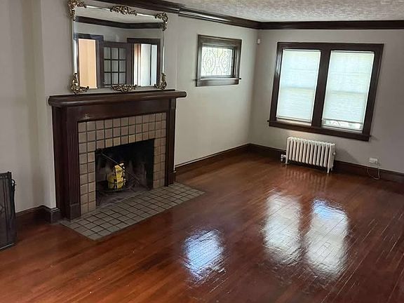 2nd image of 3817 Montevista Rd