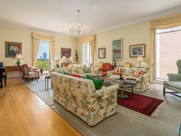 4 Sutton Place image 4 of 19