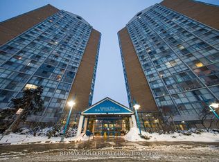 35 Trailwood Dr #1112, Mississauga, ON L4Z 3L6