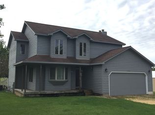 19505 State Line Rd, Harvard, IL 60033