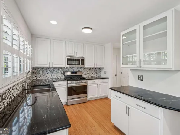 7005 Walnut Mill Lndg, Cumming, GA 30040