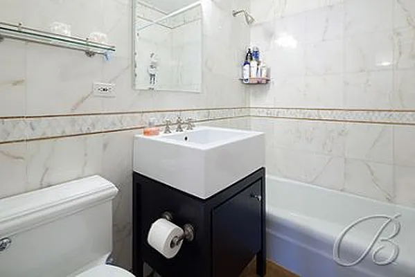 Rented by Bellmarc Realty | media 31