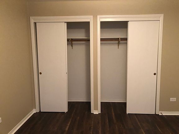 4th image of 6324 W 63rd St #7