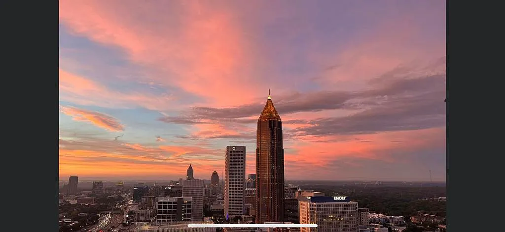 400 W Peachtree St NW — Photo 3