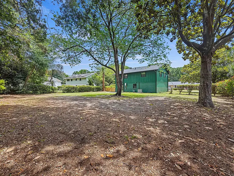 1411 Westway Dr — Photo 16