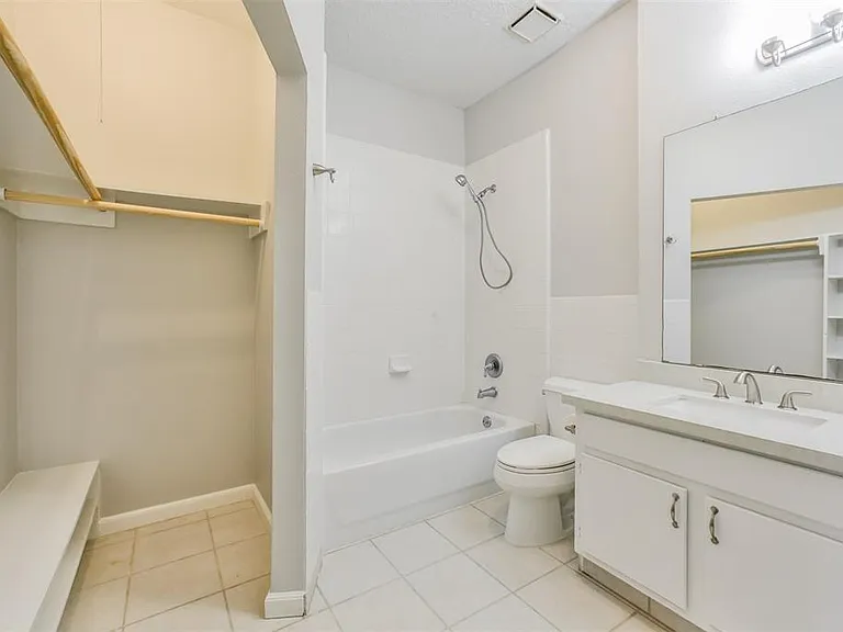 11111 Wheatridge Dr — Photo 17