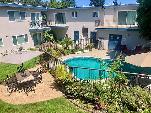 3rd image of 981 Bonita Ave Unit 20