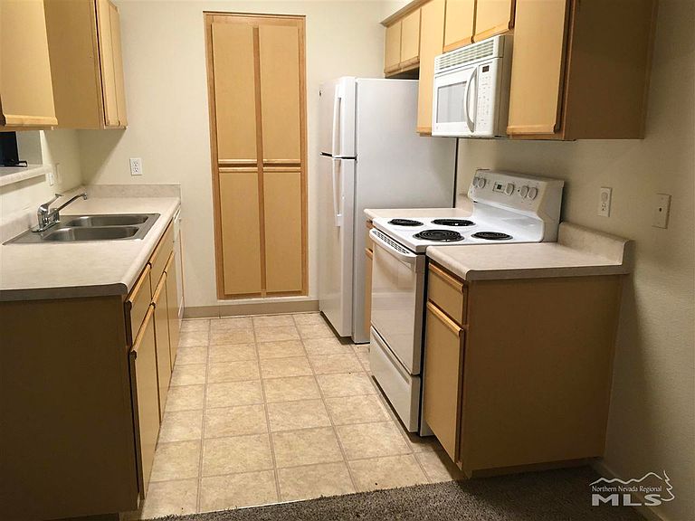 Silver Creek Condos Apartment Rentals - Reno, NV | Zillow