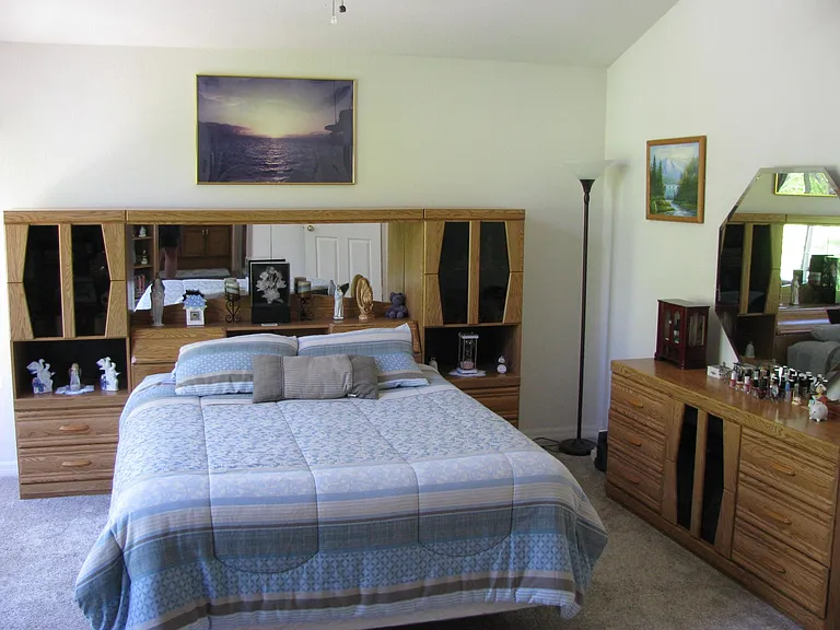400 Peachtree Ct — Photo 21