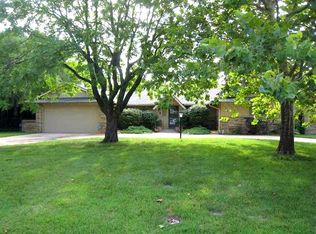 6 S Drury Ln, Wichita, KS 67207