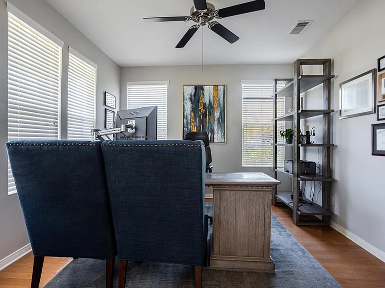2636 Rudolph Dr — Photo 17