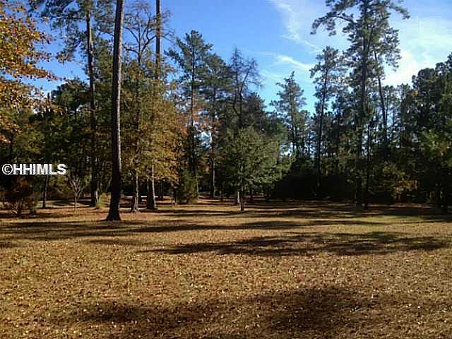 2nd image of 2086 Deerfield Rd