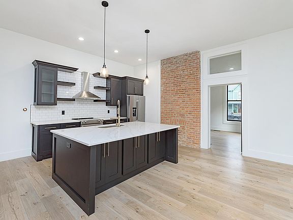 5th image of 1340 N Park Ave #2