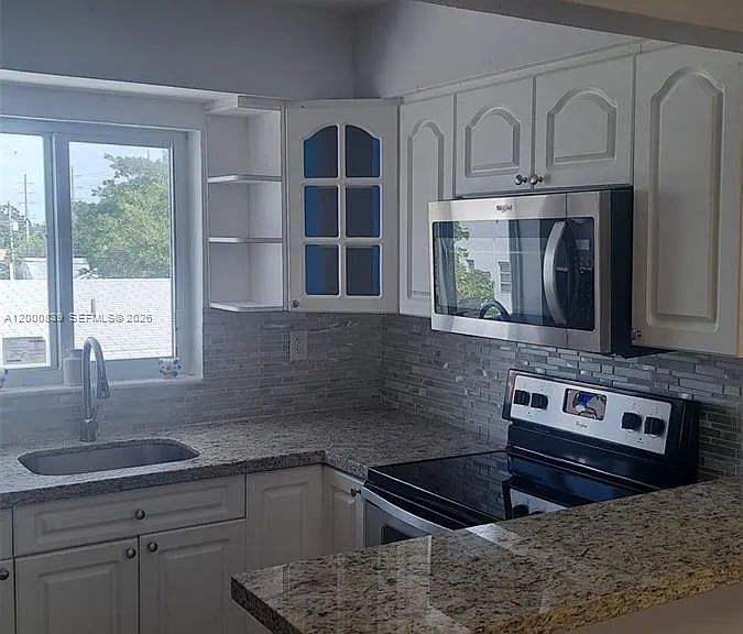 2415 Lincoln St #307 — Photo 2