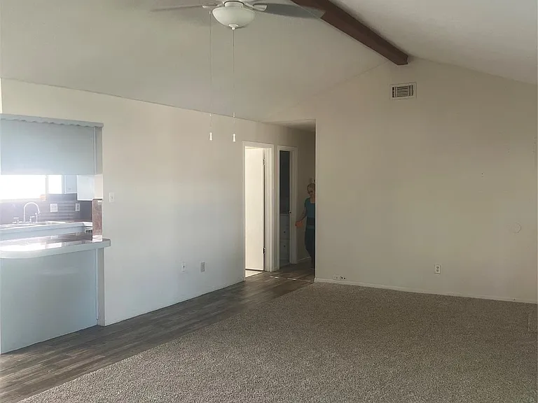 622 Coolidge St — Photo 3