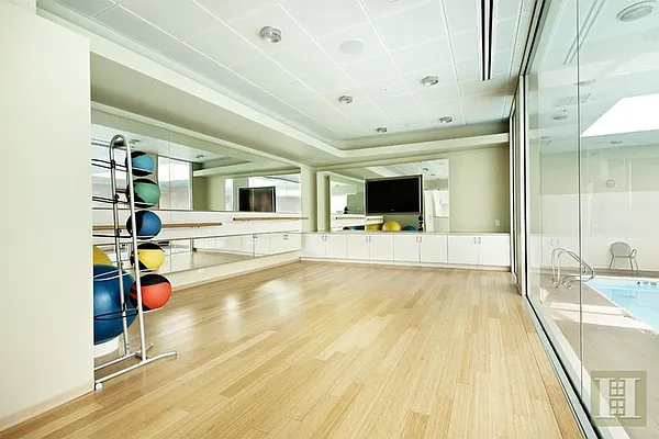 Sold by Halstead Real Estate | media 10