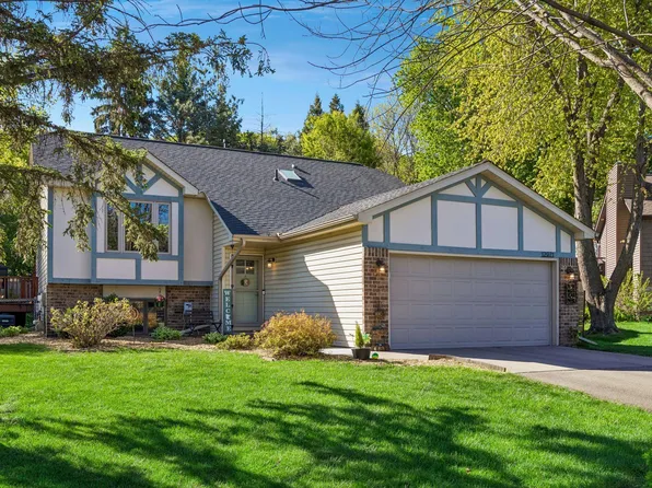12971 Morgan Pl, Burnsville, MN 55337