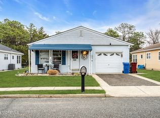 100 Torrey Pines Drive, Toms River, NJ 08757