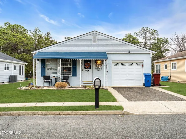 100 Torrey Pines Drive, Toms River, NJ 08757