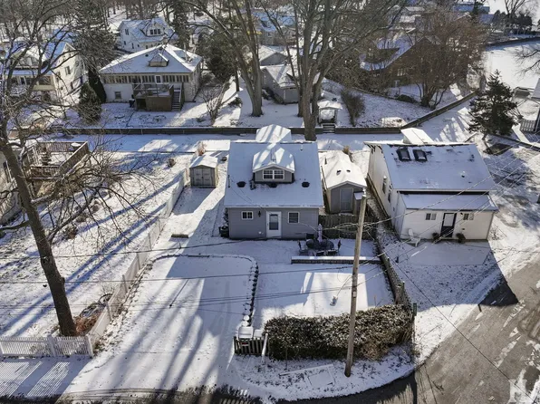 43247 N Grandview Ter, Antioch, IL 60002