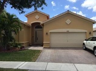 4341 E Seneca Ave, Weston, FL 33332
