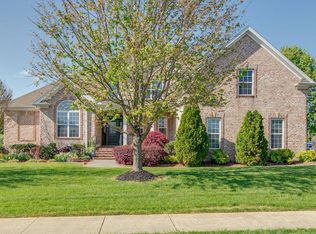 101 Chapel Ct N, Hendersonville, TN 37075
