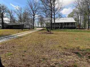 369 County Line Rd, Locust Grove, AR 72550