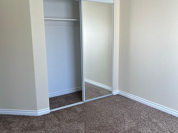 4th image of 1731 Silver Falls Ave
