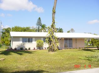 1453 Byron Rd, Fort Myers, FL 33919