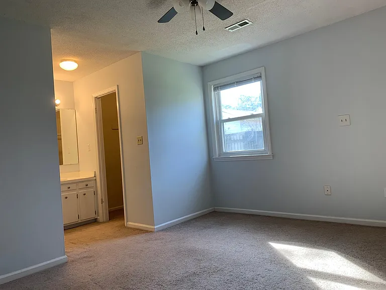 103 Fletcher Pl — Photo 11
