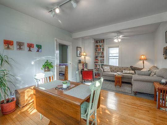 2nd image of 1072 24th Ave SE #1