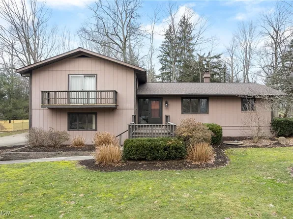 2843 Fort Island Dr, Akron, OH 44333