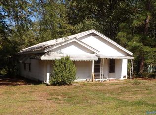 1201 E Main St, Centre, AL 35960