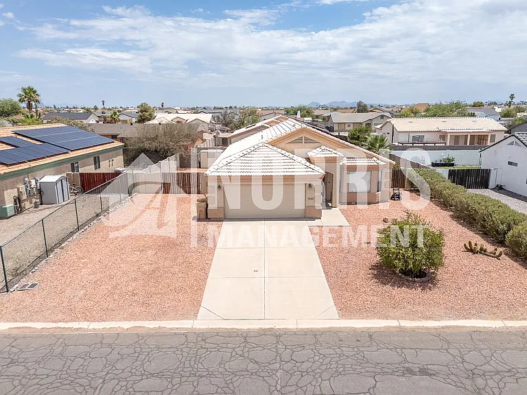 10307 W Midnight Dr — Photo 2