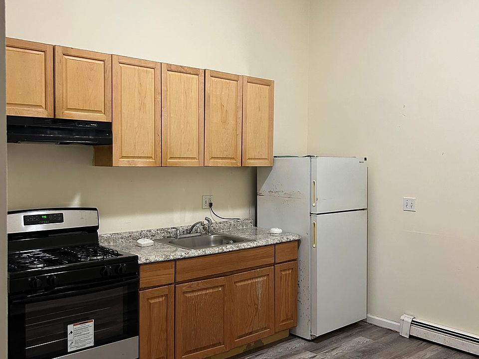 2225 Barnum Ave 1, Stratford, CT 06615 Zillow