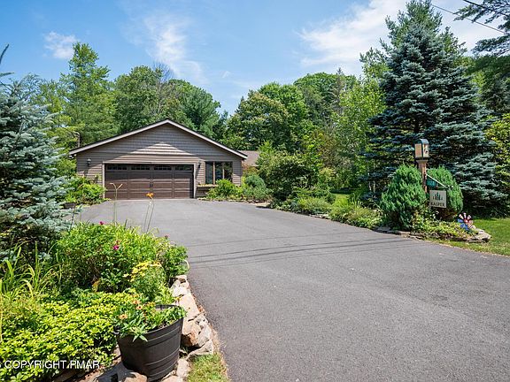 2nd image of 128 Elm Dr