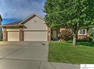 18309 C St, Omaha, NE 68130
